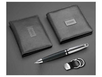 Набор Ferre (Джанфранко Ферре): портмоне, футляр для кредитных карт, шариковая ручка, брелок